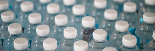 铁粉聚集地社区内用户互动与交流场景